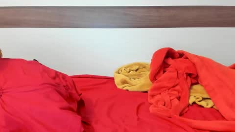 00ingrid00 online show from December 15, 8:16 pm