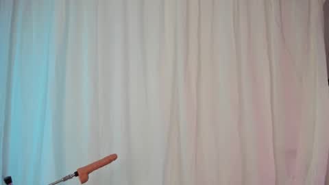 00ingrid00 online show from February 16, 8:40 pm