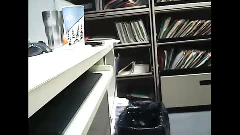 Snapshot of 01quebecboy69 chatting on December 11, 4:52 pm 01quebecboy69 online show from December 11, 4:52 pm