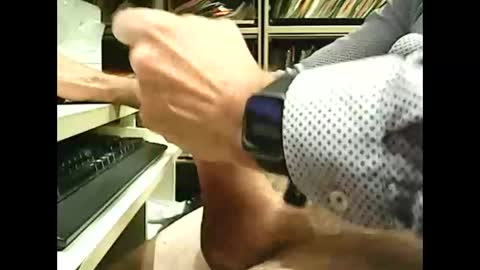 Snapshot of 01quebecboy69 chatting on October 29, 8:31 pm 01quebecboy69 online show from October 29, 8:31 pm