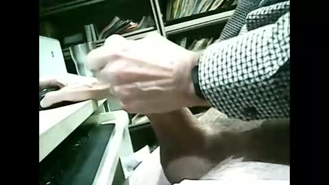 Snapshot of 01quebecboy69 chatting on December 3, 8:44 pm 01quebecboy69 online show from December 3, 8:44 pm