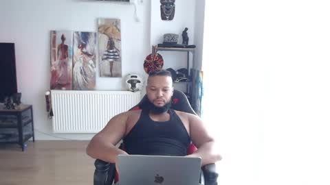 Kingsley online show from May 30, 2:26 pm