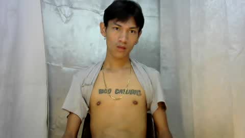 Snapshot of 0cir_asiansatisfy chatting on February 9, 6:37 pm RICK online show from February 9, 6:37 pm