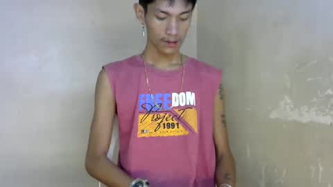 Snapshot of 0cir_asiansatisfy chatting on December 19, 10:32 pm RICK online show from December 19, 10:32 pm
