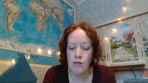 12ennie online show from November 25, 7:18 am