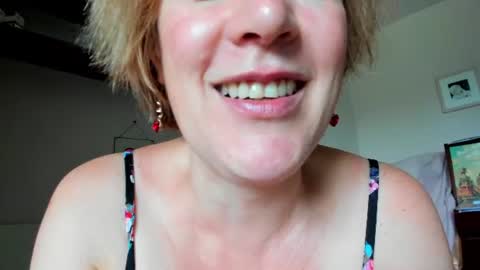 12ennie online show from June 29, 9:50 am