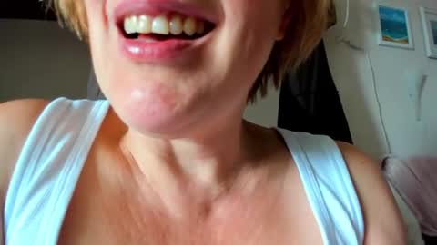 12ennie online show from July 15, 10:31 am