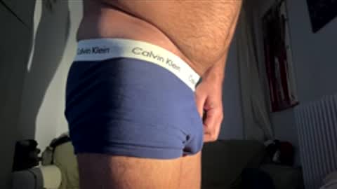 12thbadoondick online show from May 4, 8:32 am
