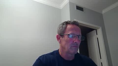 13glanmorfa online show from April 12, 3:43 am