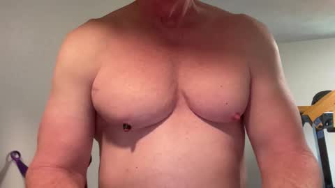 1800fun2 online show from March 1, 5:06 pm