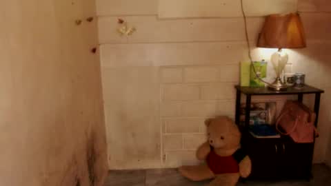 angel online show from February 24, 9:31 pm