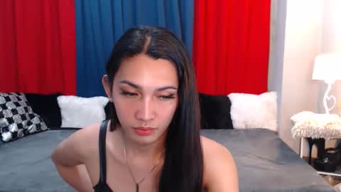 HI IM PUPPY DONT FORGET TO GIVE ME A THUMBS UP LOVE YOU ALL 3 online show from February 9, 4:50 pm