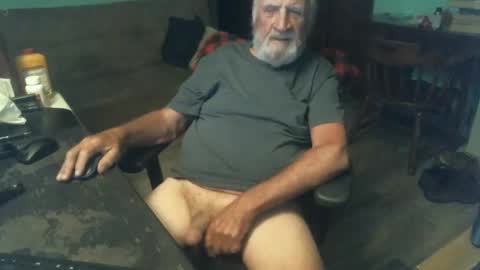 1handyanddee online show from February 16, 2:09 am