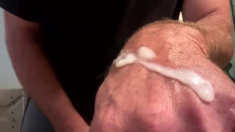 Snapshot of 1hunglo412 chatting on October 19, 11:48 am 1hunglo412 online show from October 19, 11:48 am