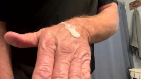 1hunglo412 online show from November 13, 4:20 pm