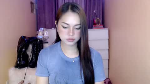 1miracle_tranny online show from June 24, 7:04 am