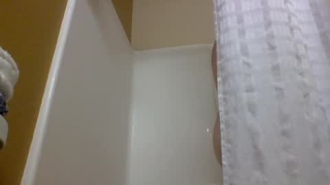 TheShyOne18 online show from July 13, 3:21 am