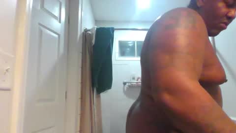 1nutbandit online show from November 19, 3:06 am