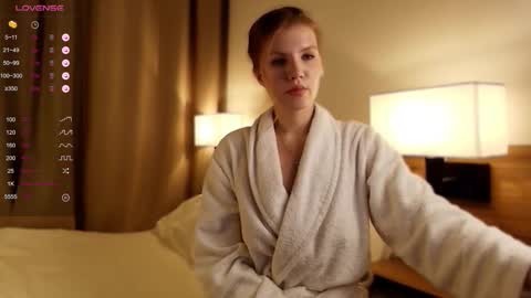 VICTORIA online show from November 13, 1:08 am