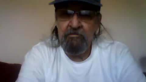 1valentine online show from May 28, 2:37 pm