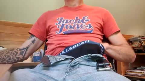 22_acacia_avenue online show from September 15, 1:23 pm