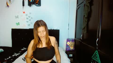 samantha sharon online show from January 1, 2:42 pm