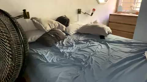 2littlefox online show from January 30, 5:17 pm