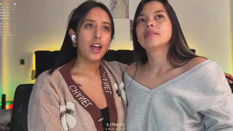 Dalilah and Tarah online show from February 20, 11:07 pm