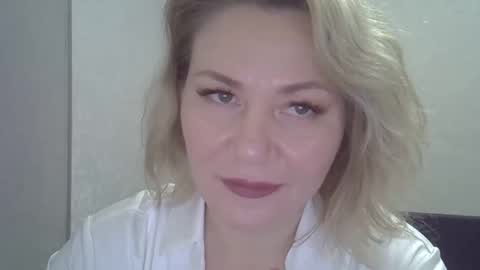 3susie online show from November 11, 9:22 am