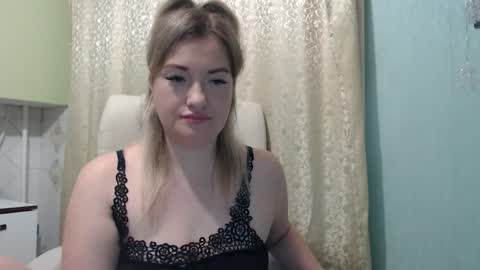 3sweetcandy3 online show from January 5, 11:41 pm