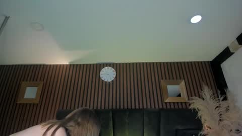 3X NAXAA online show from January 5, 5:27 pm