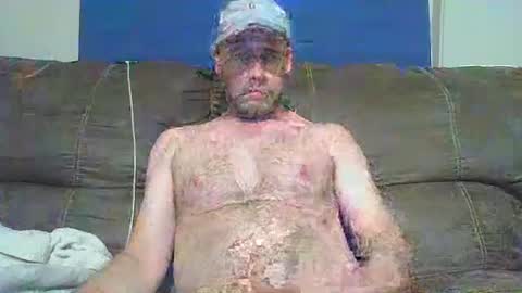 4nuf online show from November 18, 8:06 am