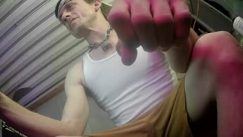 4u2keeplockedup online show from October 21, 8:41 am