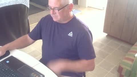 Snapshot of 55mnc chatting on October 5, 1:41 pm Joe online show from October 5, 1:41 pm