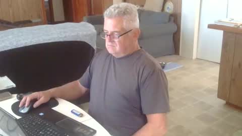 Snapshot of 55mnc chatting on October 21, 6:11 pm Joe online show from October 21, 6:11 pm