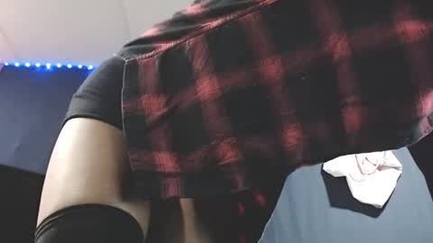 Tettaz GetitJusy4ya online show from September 19, 9:24 am