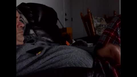 Snapshot of 66bear chatting on October 12, 10:22 pm 66bear online show from October 12, 10:22 pm