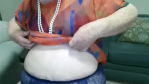 Missy online show from February 7, 2:09 pm