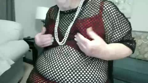 Missy online show from April 18, 1:13 pm