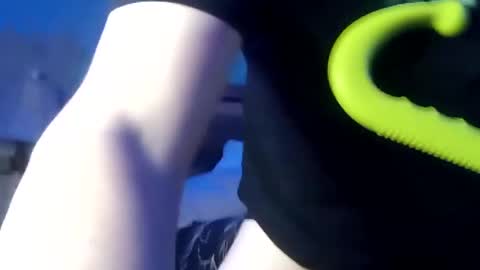 UnrealReVeaL   is my SnapChat... HMU online show from December 16, 3:11 pm