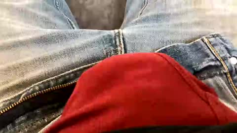 Snapshot of 6inchboytoy chatting on March 7, 6:54 pm 6inchboytoy online show from March 7, 6:54 pm