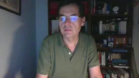 8age online show from September 17, 9:18 pm