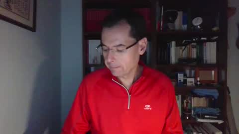 8age online show from December 4, 9:47 pm