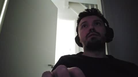 8inchdude93 online show from July 19, 7:33 am