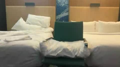 DildoRidingDilf online show from July 1, 4:32 am
