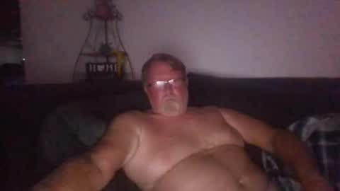 Snapshot of 9gecko696969 chatting on October 26, 9:43 am 9gecko696969 online show from October 26, 9:43 am