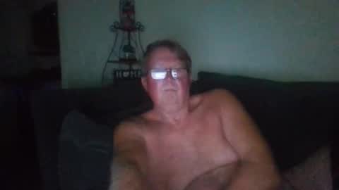 9gecko696969 online show from May 3, 7:36 am