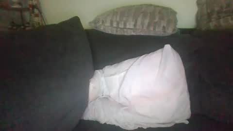 Snapshot of 9gecko696969 chatting on December 18, 8:09 am 9gecko696969 online show from December 18, 8:09 am