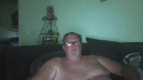 Snapshot of 9gecko696969 chatting on October 12, 9:35 am 9gecko696969 online show from October 12, 9:35 am