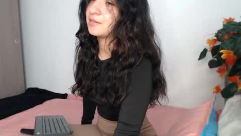 _abrill_20 online show from November 17, 8:11 pm